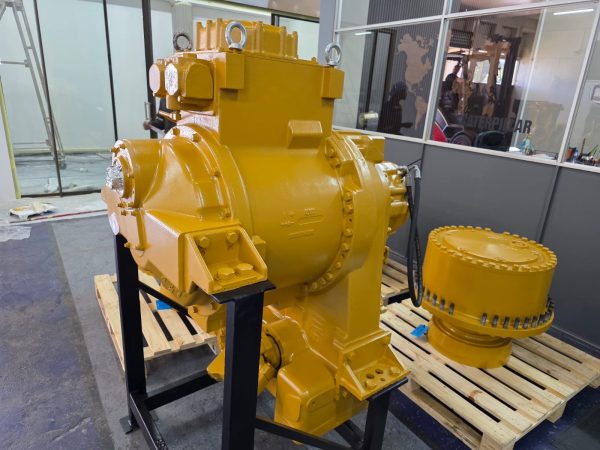 CAT 988F TRANSMISSION