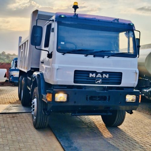 99572188-d2b3-4521-918a-b003555e6d0a MAN 10 CUBE TRUCK